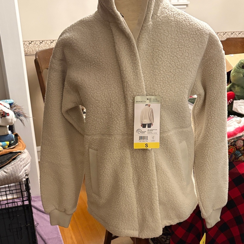 Monetta Cream Sherpa Jacket - Small new never worn with band sleeves